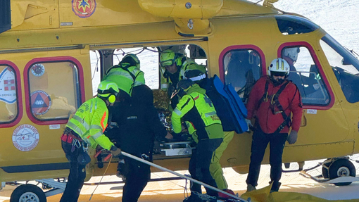 Incidente in pista a Bielmonte, donna soccorsa e trasferita in elicottero - Foto e video Lalla lalla Incidente in pista a Bielmonte, donna soccorsa e trasferita in elicottero - Foto e video Lalla lalla