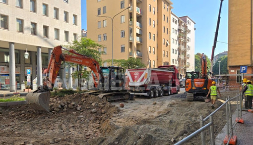 Cantiere di via Pietro Micca, 38 posti auto con sosta massima di 30 minuti
