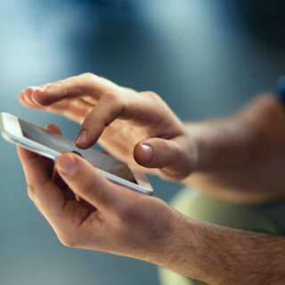 Richieste di pagamento sullo smartphone, attenzione alla nuova truffa