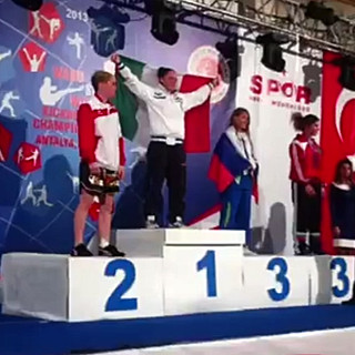Nicole Perona con il tricolore sul gradino più alto del podio