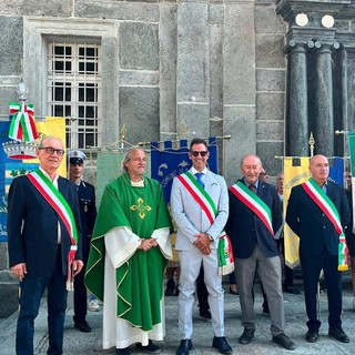Dorzano, Cavaglià, Roppolo e Viverone in pellegrinaggio al Santuario di Oropa - Foto pagina Facebook Comune di Dorzano Dorzano, Cavaglià, Roppolo e Viverone in pellegrinaggio al Santuario di Oropa - Foto pagina Facebook Comune di Dorzano