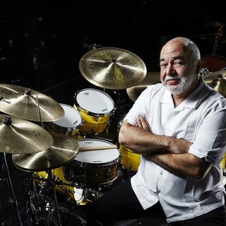 Grande concerto al Biella Jazz Club, torna l'icona mondiale Peter Erskine