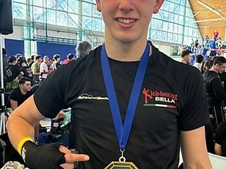 Nicolò Rosso, Kick boxing, grande spettacolo al Palazzetto Pertini: trionfi biellesi agli Europei WBFC-ASI FOTO