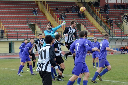 Calcio: Frena La Biellese. Poker d'assi delle biellesi in Promozione Calcio: Frena La Biellese. Poker d'assi delle biellesi in Promozione