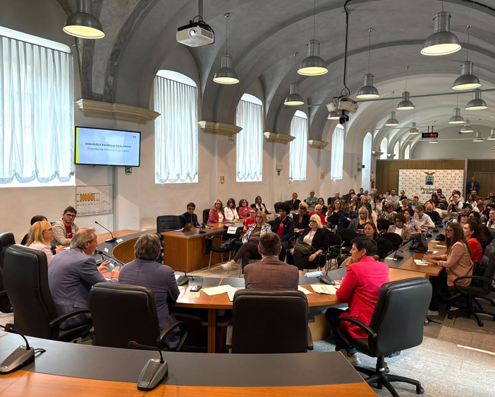 SconfinaMenti, a Biella un progetto per accompagnare i giovani dalla scuola al lavoro SconfinaMenti, a Biella un progetto per accompagnare i giovani dalla scuola al lavoro