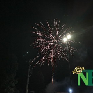 Niente fuochi d’artificio a Cossato, arriva lo show di laser e luci (foto di repertorio) Niente fuochi d’artificio a Cossato, arriva lo show di laser e luci (foto di repertorio)