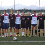 Gli atleti di Su Nuraghe Calcio Biella durante l'amichevole disputata sul campo sintetico dello Sportec Center di Gaglianico, ultimo allenamento prima della pausa estiva.