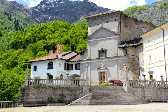 San Giovanni, il Santuario si apre ai camminatori stranieri: "Un luogo di accoglienza e cultura" San Giovanni, il Santuario si apre ai camminatori stranieri: "Un luogo di accoglienza e cultura"