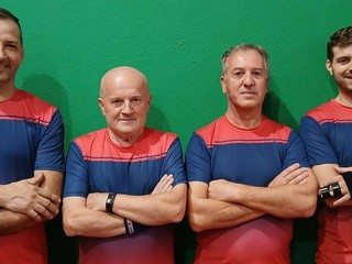 La formazione di D2 del TT Biella - Unipol Renaldo (da sinistra: Traian Muscalu, Maurizio Rondi, Roberto Fazzari e Andrea Manicotto) che, vincendo ad Aosta, si è portata al comando in solitaria del girone C a una giornata dal termine.