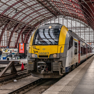 Trasporto pubblico, anche sui treni regionali arriva l’abbonamento trimestrale illimitato