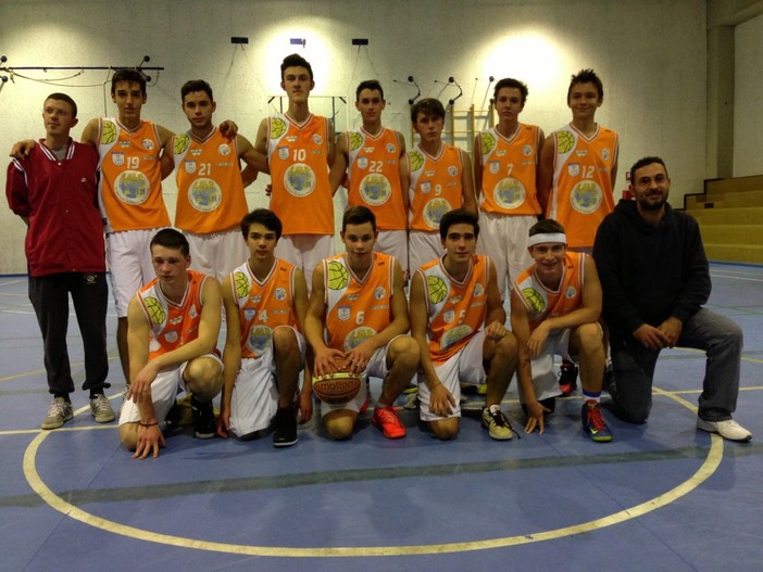 Basket - Teens Cossato Under 17 bene contro Omegna Basket - Teens Cossato Under 17 bene contro Omegna