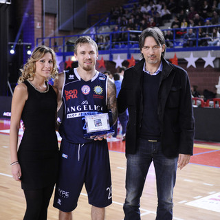 Basket - Angelico pigliatutto all'All Star Game Basket - Angelico pigliatutto all'All Star Game