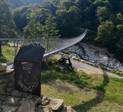 Piedicavallo inaugura il Ponte di Fontanamora, è la passerella sospesa più lunga del Piemonte