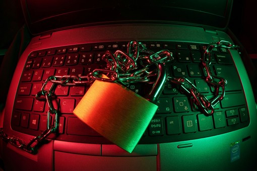 Quando un click costa caro: come phishing e trappole online mettono a rischio i tuoi dati