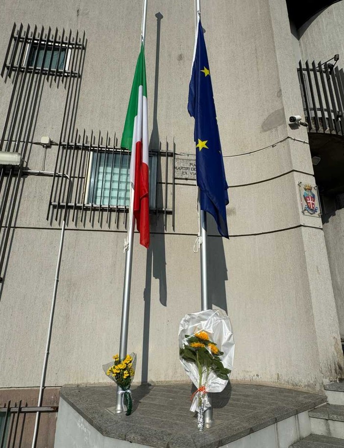 Vallemosso, fiori per i Carabinieri caduti a Verona