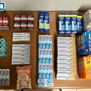 Furti nei supermercati tra Mongrando e Occhieppo: arrestati due uomini, refurtiva da 2.300 euro