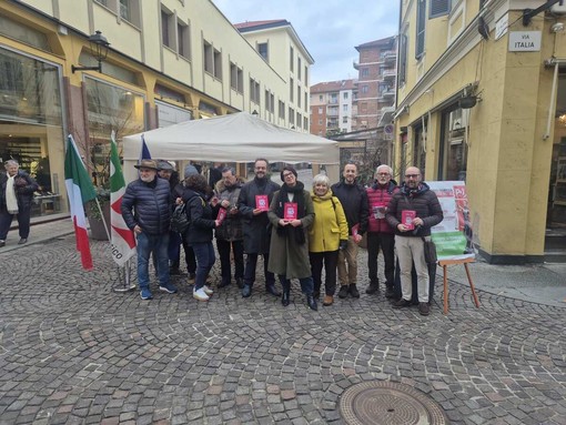 Referendum sulla giustizia, il Circolo del Pd di Biella in piazza