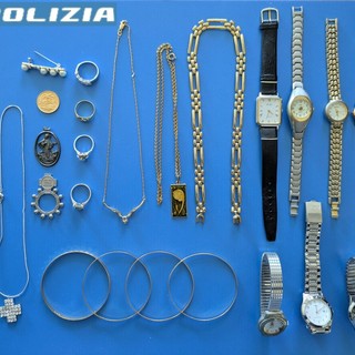 Truffa del falso Carabiniere a Cossato, due arresti: recuperati gioielli rubati