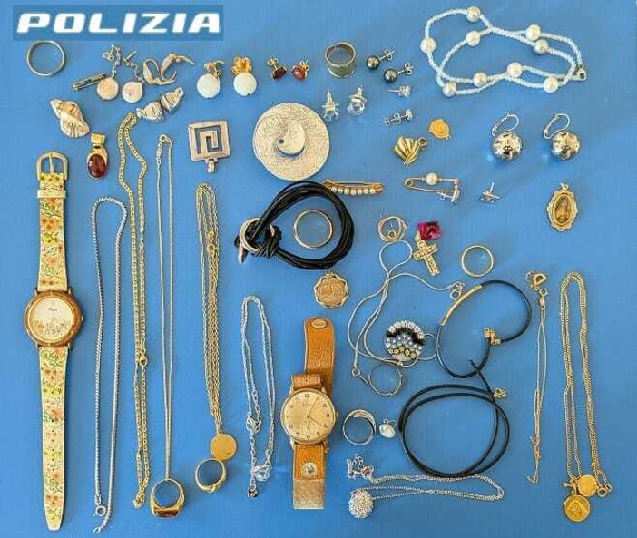 Biella, finti Carabinieri truffano una 61enne: manette a un 20enne Biella, finti Carabinieri truffano una 61enne: manette a un 20enne