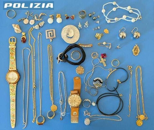 Biella, finti Carabinieri truffano una 61enne: manette a un 20enne Biella, finti Carabinieri truffano una 61enne: manette a un 20enne