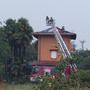 Tetto in fiamme a Cavaglià: Vigili del Fuoco al lavoro per ore, foto Giorgio Barberis Tetto in fiamme a Cavaglià: Vigili del Fuoco al lavoro per ore, foto Giorgio Barberis
