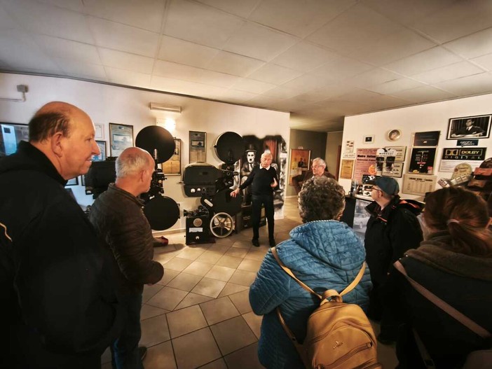 Anffas Biellese in visita al cinema di Candelo