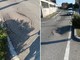 Cedimento sulla strada, a Sagliano accertamenti in corso sulla SP 100 per individuare le cause (foto dalla pagina Facebook di SiAmo Sagliano)