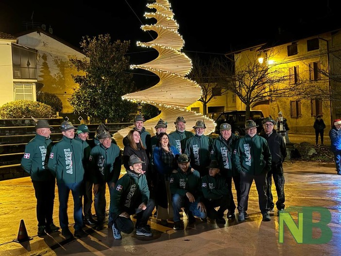 Luci di Natale a Viverone: i ringraziamenti della vicesindaca Molinari - Servizio di Davide Finatti per newsbiella.it Luci di Natale a Viverone: i ringraziamenti della vicesindaca Molinari - Servizio di Davide Finatti per newsbiella.it