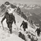 A Biella "Quelli della montagna": alpinismo locale nei filmati d'epoca - Immagine generata con IA A Biella "Quelli della montagna": alpinismo locale nei filmati d'epoca - Immagine generata con IA