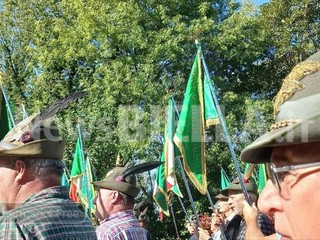 Gli Alpini di Zumaglia hanno festeggiato 90 anni con l'intitolazione della sede a  Egidio Bruschi Foto Lauretta Gronda
