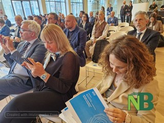 Cavaglià, A2A investe su plastica e tessuti: nuovi impianti e oltre 60 milioni in Piemonte Cavaglià, A2A investe su plastica e tessuti: nuovi impianti e oltre 60 milioni in Piemonte