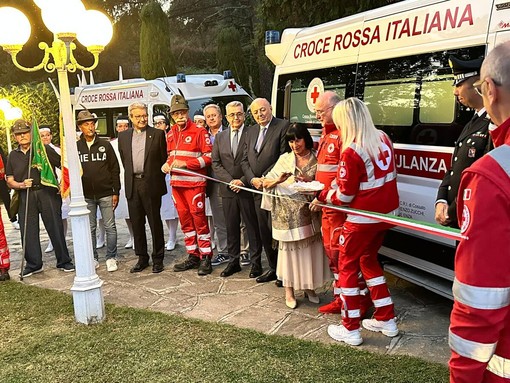 Cossato, una nuova ambulanza per la Croce Rossa FOTO Cossato, una nuova ambulanza per la Croce Rossa FOTO