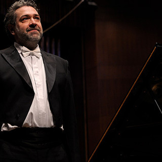 88 tasti all’Accademia Perosi: le porte di Schumann sul tempo e sull'anima