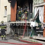 Incendio a Biella Pavignano, alloggio in fiamme: palazzina evacuata FOTO e VIDEO Mattia Baù per newsbiella.it Incendio a Biella Pavignano, alloggio in fiamme: palazzina evacuata FOTO e VIDEO Mattia Baù per newsbiella.it
