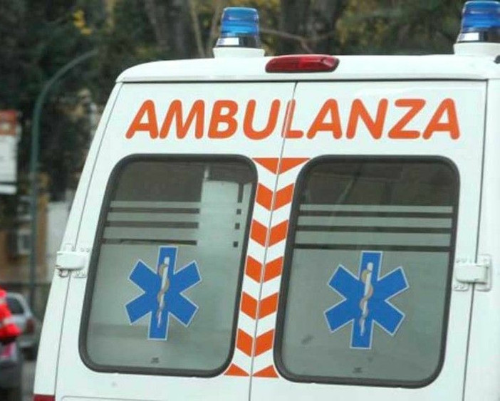 Dal Nord Ovest - Schianto drammatico a Caselle: auto contro moto, muore un centauro di 38 anni (foto di repertorio) Dal Nord Ovest - Schianto drammatico a Caselle: auto contro moto, muore un centauro di 38 anni (foto di repertorio)