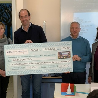 A Cossato l'Ance Biella premia la classe 3ªC, un riconoscimento per il concorso Macroscuola