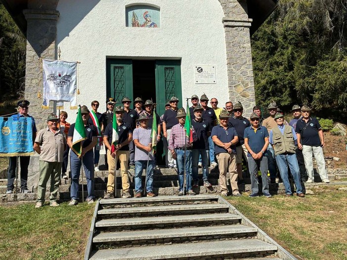 A Trivero domenica di festa, memoria e solidarietà alla Chiesetta Alpina (foto dalla pagina Facebook di Comune di Valdilana)