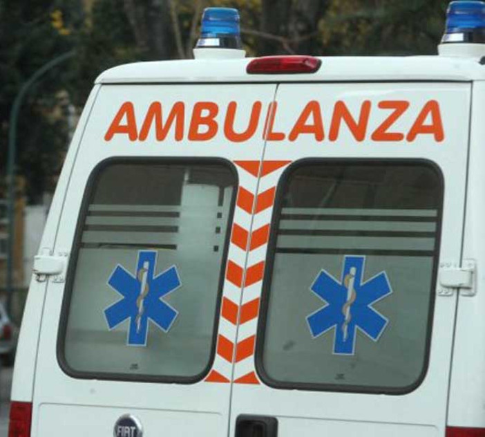 Dal Nord Ovest - Perde il controllo della Vespa e si schianta: grave 33enne (foto di repertorio)
