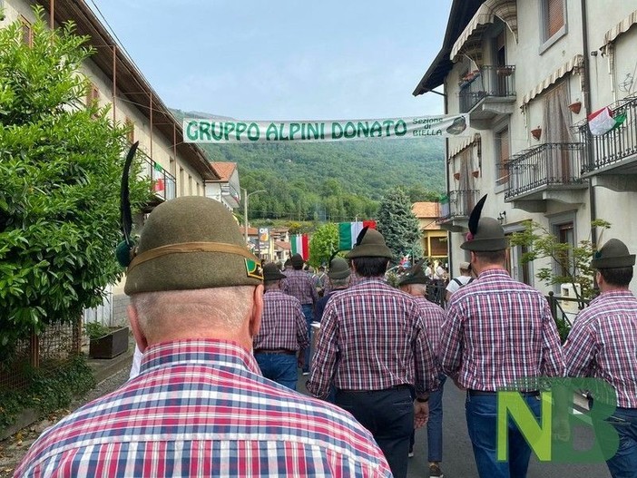 Alpini, Donato in festa con sfilata e concerto in piazza del Comune (foto di repertorio) Alpini, Donato in festa con sfilata e concerto in piazza del Comune (foto di repertorio)