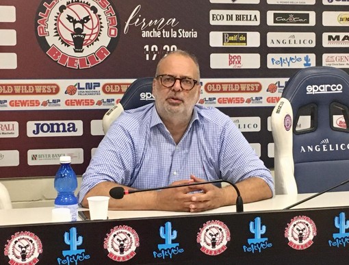 Edilnol Pallacanestro Biella, Atripaldi: "Il budget ridotto di 500 mila euro garantisce il futuro" Edilnol Pallacanestro Biella, Atripaldi: "Il budget ridotto di 500 mila euro garantisce il futuro"