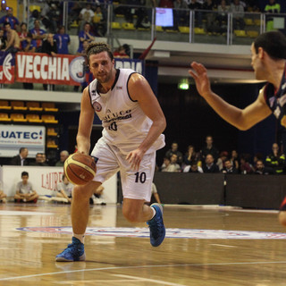 Basket - Le pagelle di Angelico e Casale, l'Mvp è capitan Raspino FOTOGALLERY