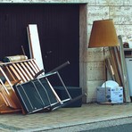 Andorno Micca, lanciano mobili dal balcone: due denunciati, foto pixabay Andorno Micca, lanciano mobili dal balcone: due denunciati, foto pixabay