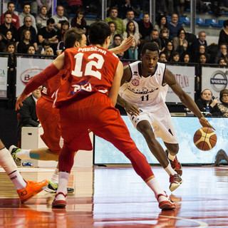 Basket - Lombardi, il ragazzo che salta più in alto di tutti Basket - Lombardi, il ragazzo che salta più in alto di tutti