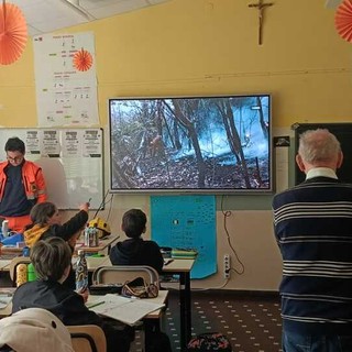 Ronco, i volontari AIB incontrano gli alunni delle quinte elementari