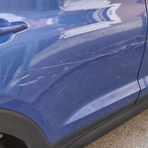 Lessona, danneggia auto in strada: intervengono i Carabinieri, foto archivio