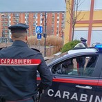 Tenta di trascinare via una 16enne in strada: arrestato dai Carabinieri Tenta di trascinare via una 16enne in strada: arrestato dai Carabinieri