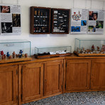 Un momento della presentazione della mostra con il curatore Guido Antoniotti. Un momento della presentazione della mostra con il curatore Guido Antoniotti.