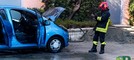Fumo dal motore, poi le fiamme: incendio ad un’auto a Cossato (foto di Mattia Baù per newsbiella.it)