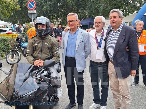 Al via la 2° Rievocazione del Circuito Motociclistico di Biella 1939, presente anche il campione Alessandro Di Persio (servizio di Nicola Rasolo in esclusiva per Newsbiella.it) Al via la 2° Rievocazione del Circuito Motociclistico di Biella 1939, presente anche il campione Alessandro Di Persio (servizio di Nicola Rasolo in esclusiva per Newsbiella.it)