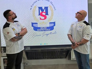 Due maestri pizzaioli piemontesi pronti a entrare nella storia: nel 2027 la sfida per la pizza in pala più lunga del mondo FOTO